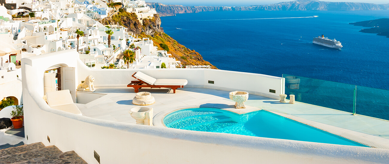 white-architecture-blue-sea-santorini-island-greece-luxury-swimming-pool-with-sea-view-famous-travel-destination